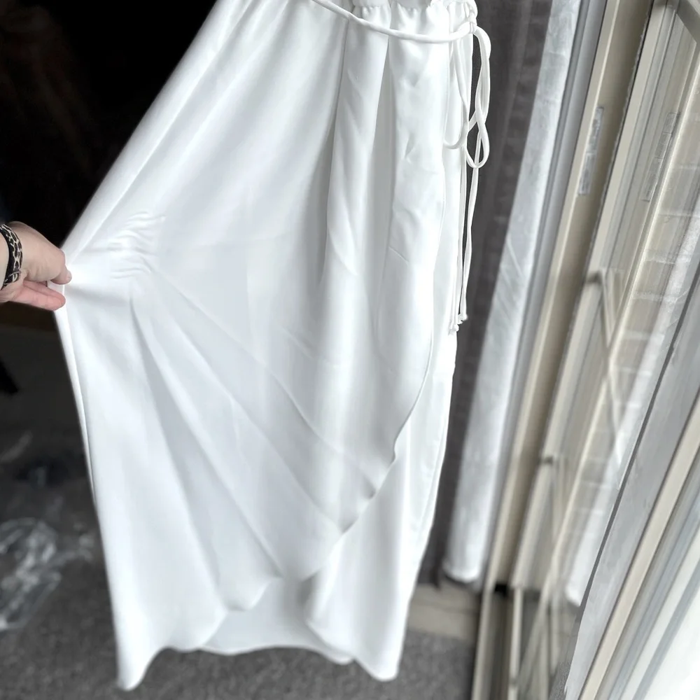 ⬇️ Everly White Flowy Dress NWOT - Picture 3 of 12
